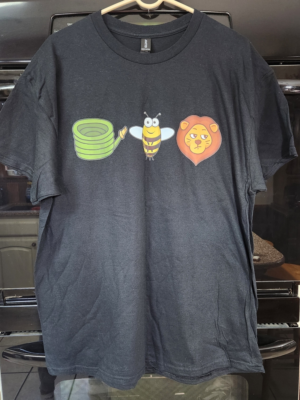Ho's Bee Lyin Tee